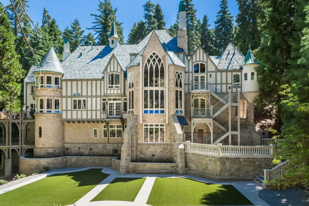 Airbnb Castles In California - If you're feeling confident and not worried about the budget, this castle, surrounded by towering trees and relaxing environment, is perfect for you.