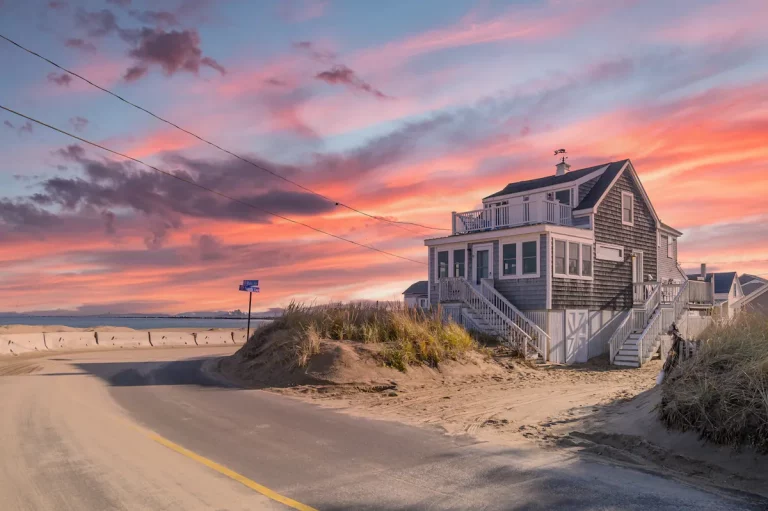 9 Dreamy Beach Houses You Can Rent for Your Next Vacation (With Big Savings!)