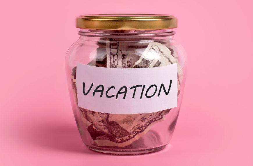 35 Secrets To Save Money On Your Next Vacation