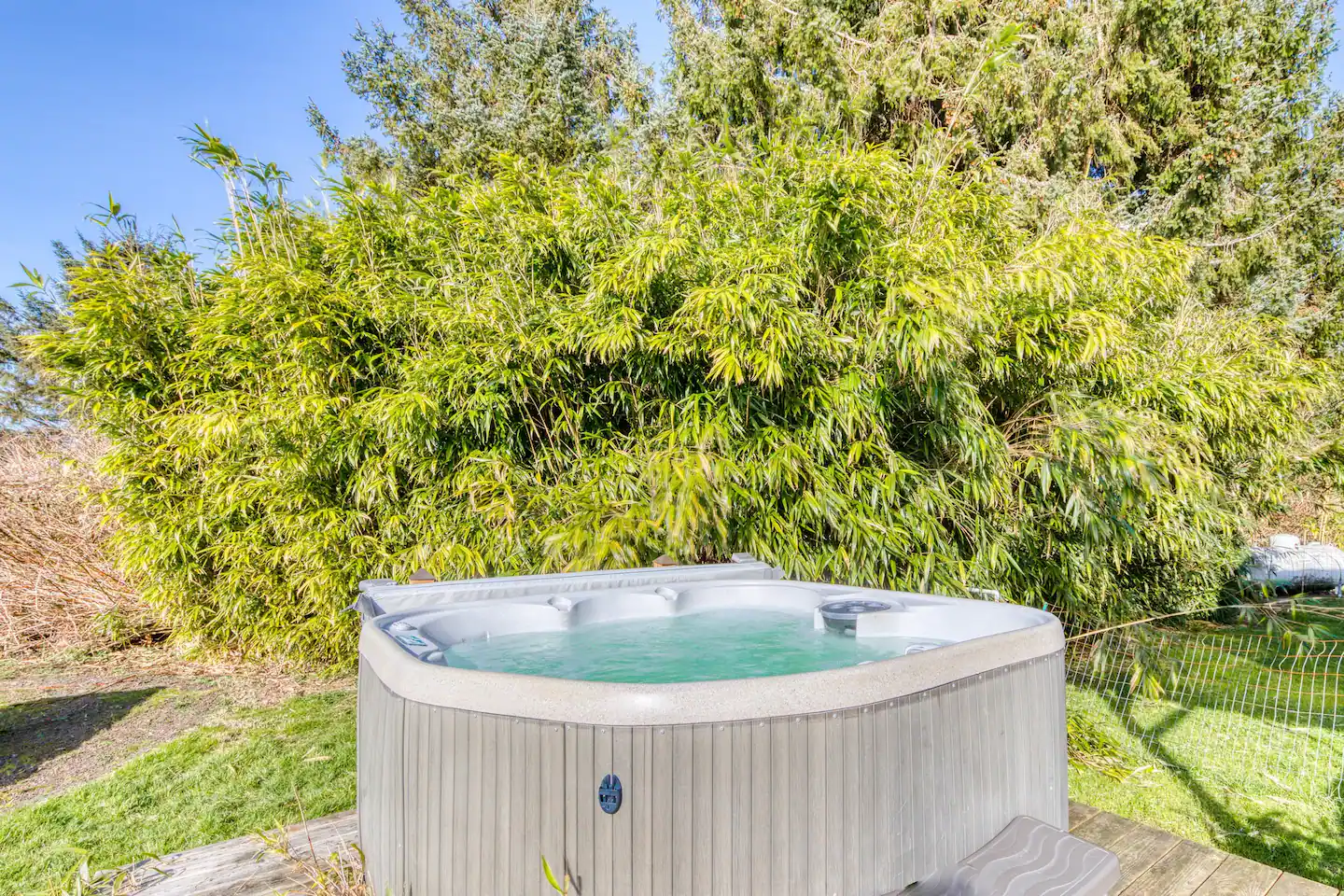 Enjoy quick dip in the jacuzzi outside