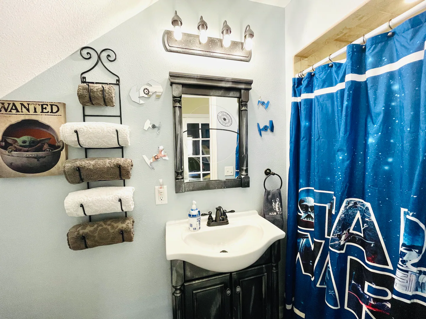 The Star Wars Bathroom is located in the hall, just across from the Star Wars bedrooms, allowing the entire Jedi and Sith family to wash themselves in the morning!