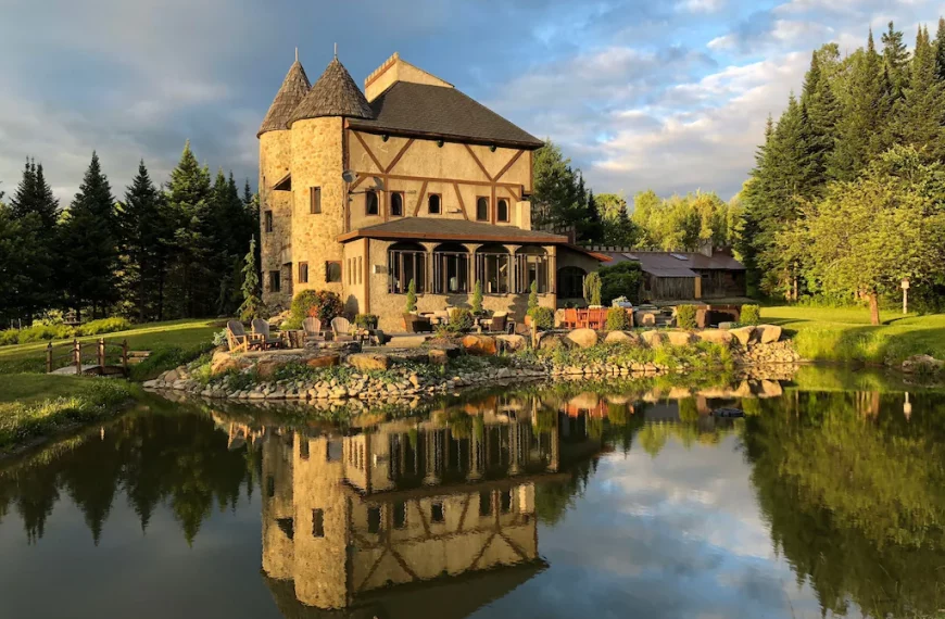 9 Luxurious Castles You Can Rent In The US For LESS!