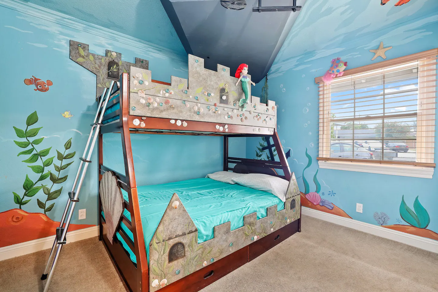 Little Mermaid-themed Bedroom