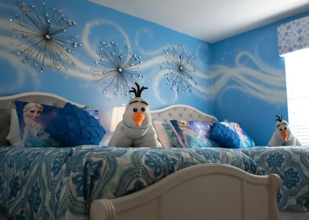 9 Of The Best Frozen-Themed Rentals In The US

2. FROZEN Retreat with Private Pool

Location: Kissimmee, Florida