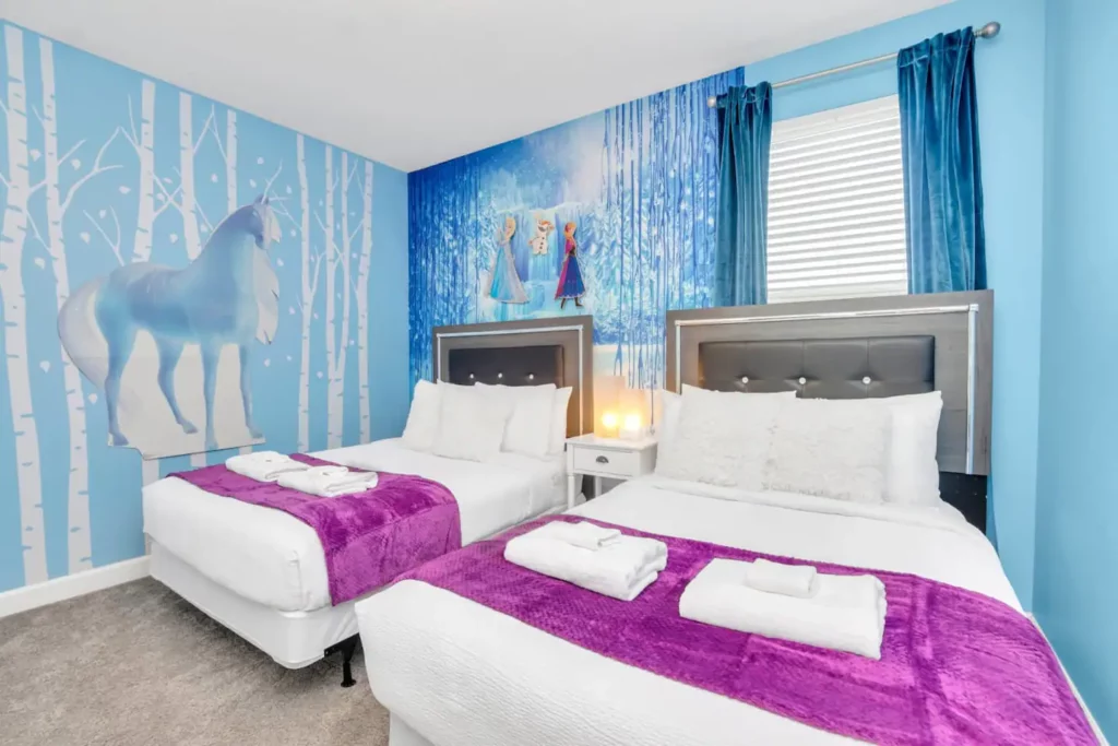 9 Of The Best Frozen-Themed Rentals In The US

6. Minions, Star Wars & Frozen Rooms! With Game Room

Location: Kissimmee, Florida
