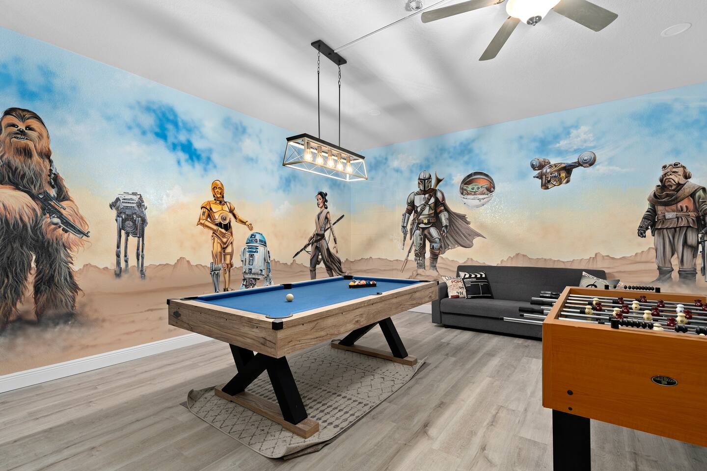 Star wars-themed gaming room 