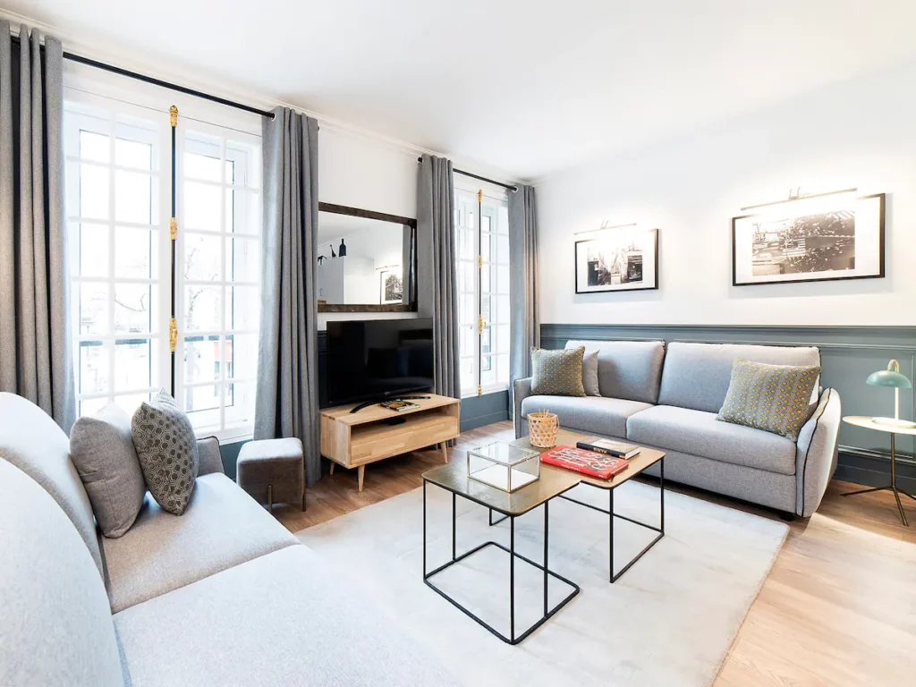 Airbnb near Olympic National Park -Luxury, Parisian-style inspired apartment