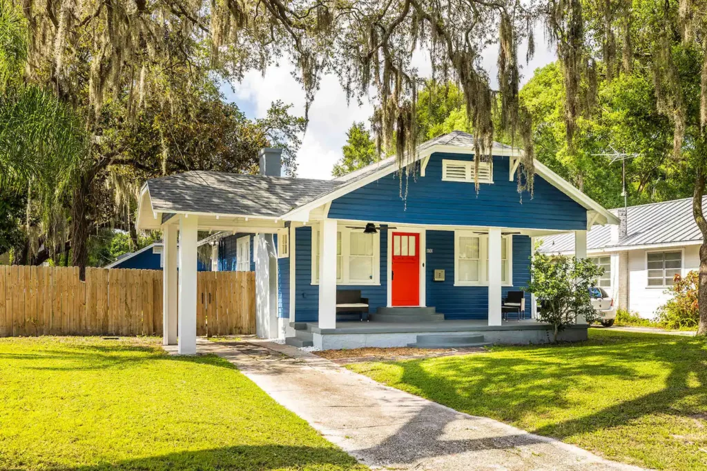 Tampa Airbnb With Hot Tub And Fire Pit - Great location in historic Seminole Heights.