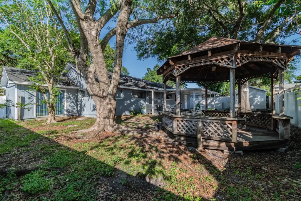 Centrally Located Airbnb Tampa - Welcome to Bay Breeze Retreat!
